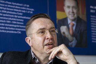 Po zákazu amalgámu se část lidí zubaři vyhne. Nebudou na to mít, řekl Šmucler - Novinky